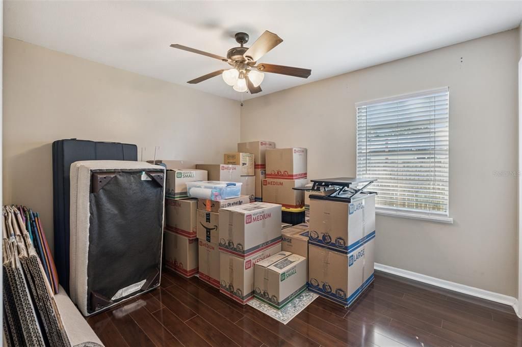 Active With Contract: $359,900 (3 beds, 2 baths, 1548 Square Feet)