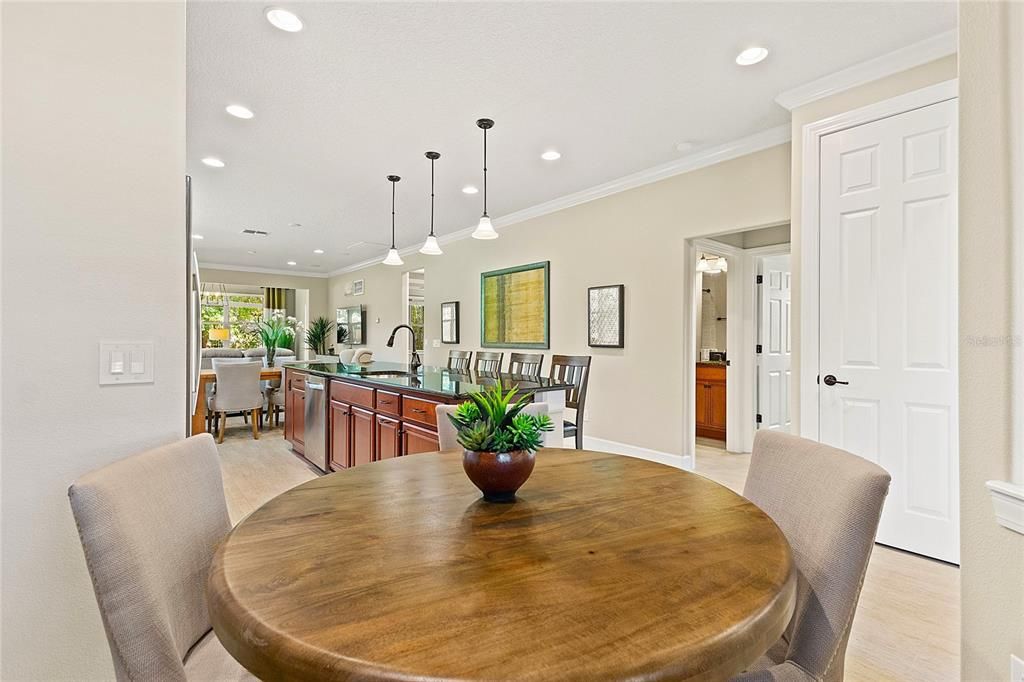 Active With Contract: $412,000 (3 beds, 3 baths, 2036 Square Feet)