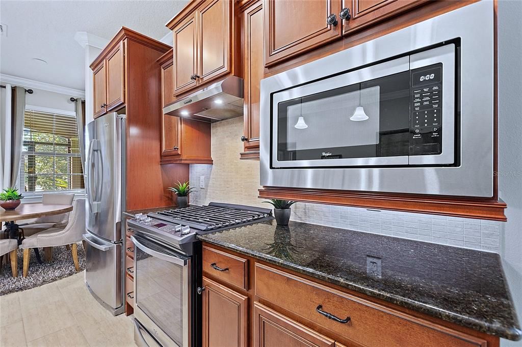 Active With Contract: $412,000 (3 beds, 3 baths, 2036 Square Feet)