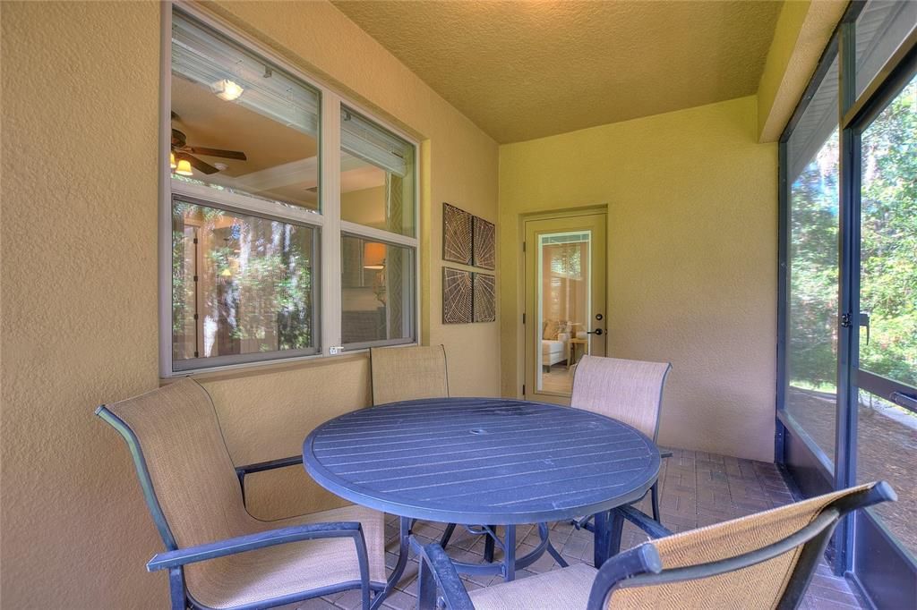 Active With Contract: $412,000 (3 beds, 3 baths, 2036 Square Feet)