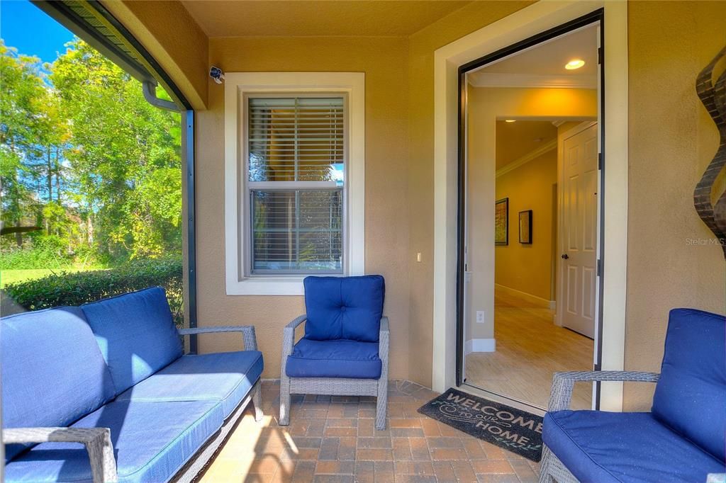 Active With Contract: $412,000 (3 beds, 3 baths, 2036 Square Feet)