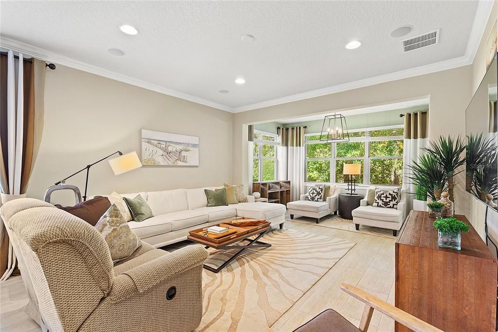 Active With Contract: $412,000 (3 beds, 3 baths, 2036 Square Feet)