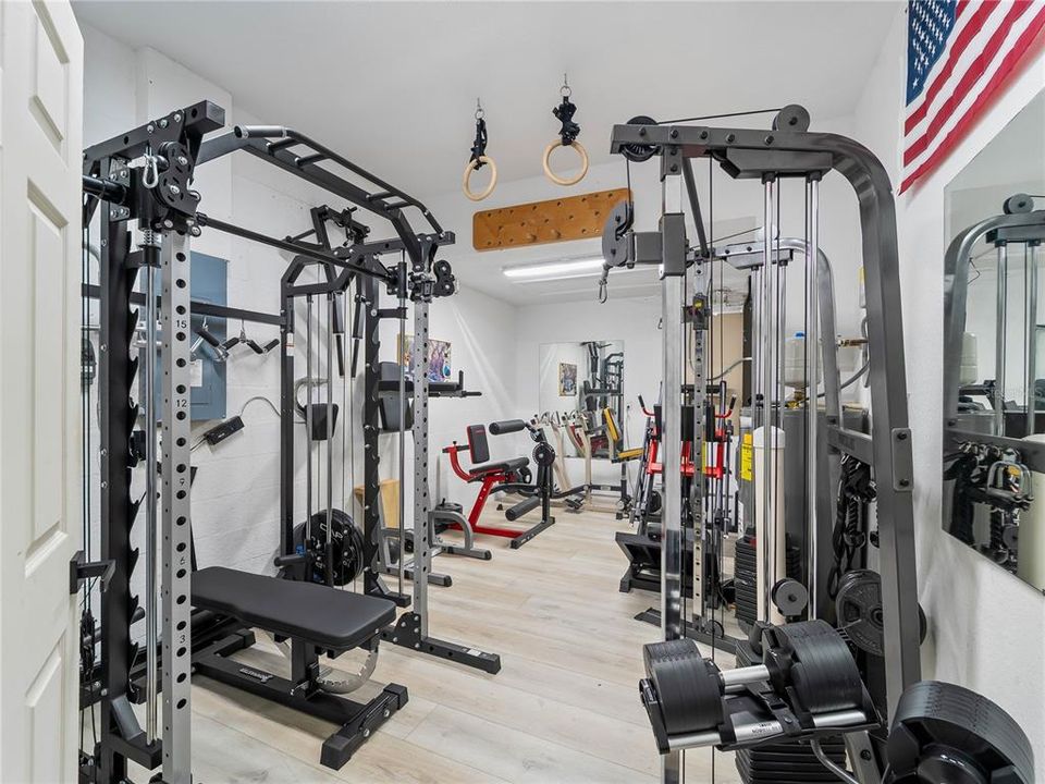 For Sale: $669,000 (5 beds, 3 baths, 2830 Square Feet)