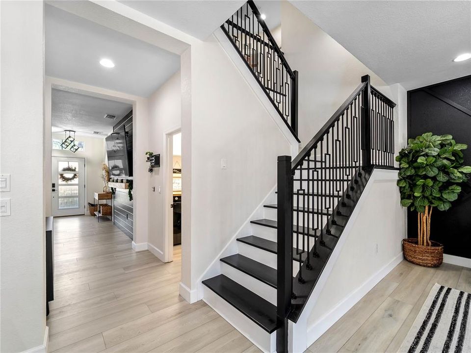 For Sale: $669,000 (5 beds, 3 baths, 2830 Square Feet)