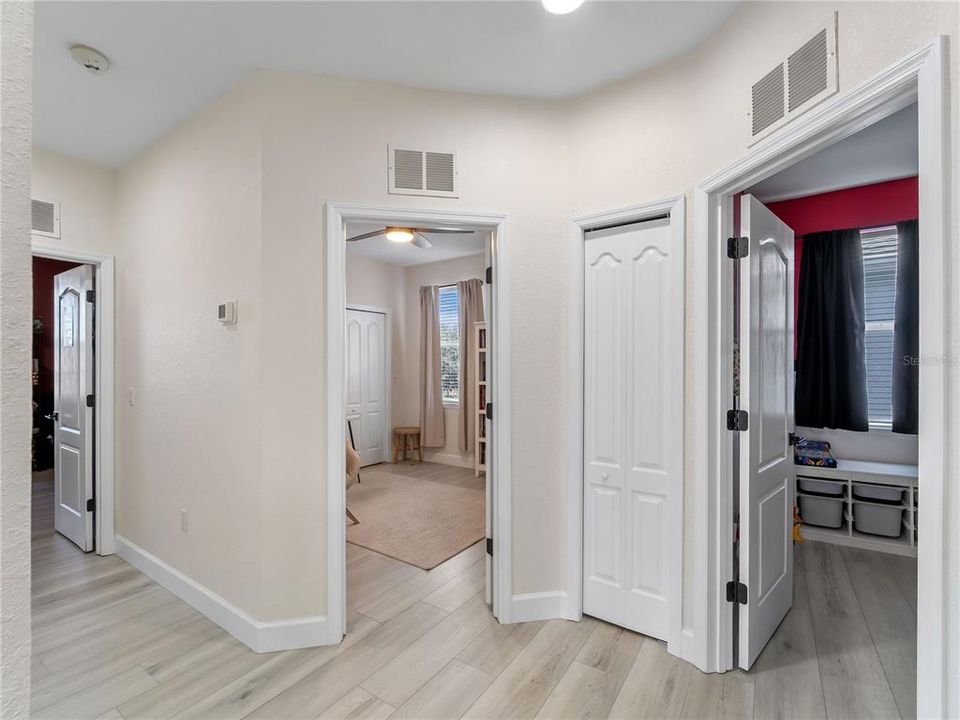 For Sale: $669,000 (5 beds, 3 baths, 2830 Square Feet)