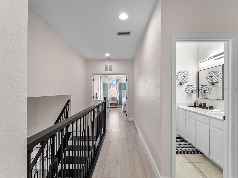 For Sale: $669,000 (5 beds, 3 baths, 2830 Square Feet)