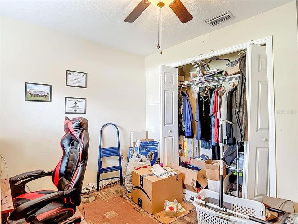 Activo con contrato: $278,000 (3 camas, 2 baños, 1254 Pies cuadrados)