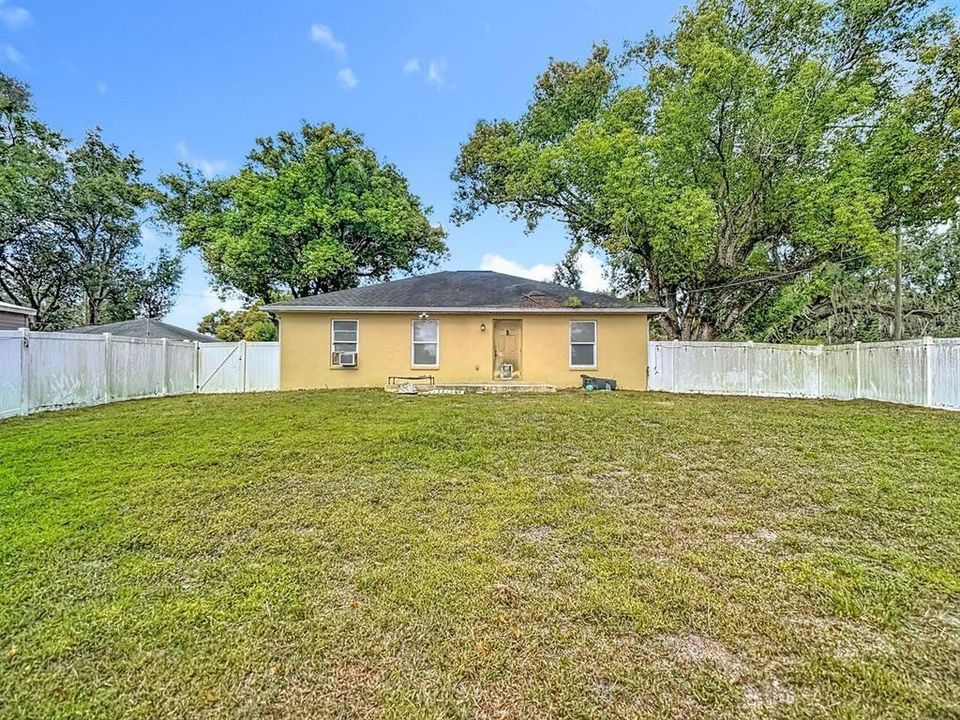 Activo con contrato: $278,000 (3 camas, 2 baños, 1254 Pies cuadrados)