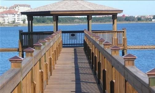 待售: $1,295,000 (5 贝兹, 5 浴室, 3845 平方英尺)