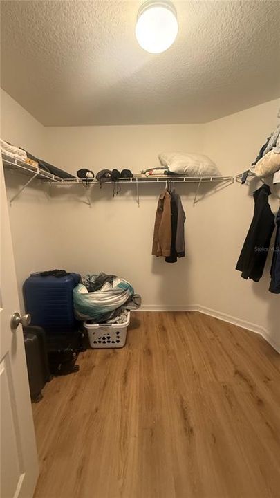 出租: $2,100 (3 贝兹, 2 浴室, 2025 平方英尺)