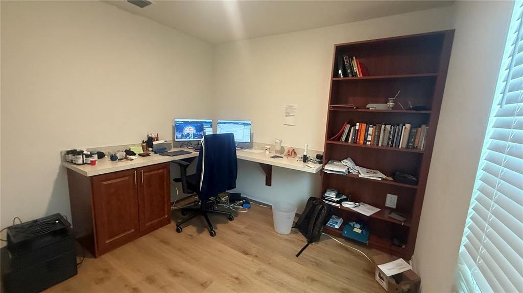 出租: $2,100 (3 贝兹, 2 浴室, 2025 平方英尺)