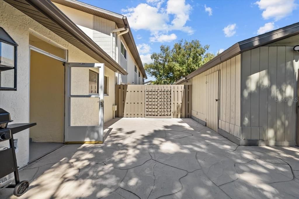 For Sale: $290,000 (2 beds, 2 baths, 1312 Square Feet)