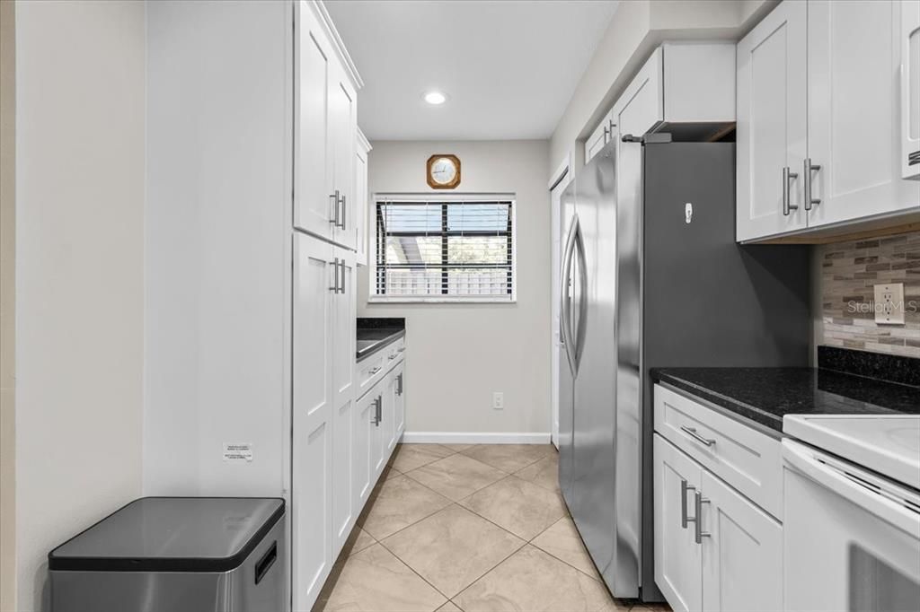 For Sale: $290,000 (2 beds, 2 baths, 1312 Square Feet)