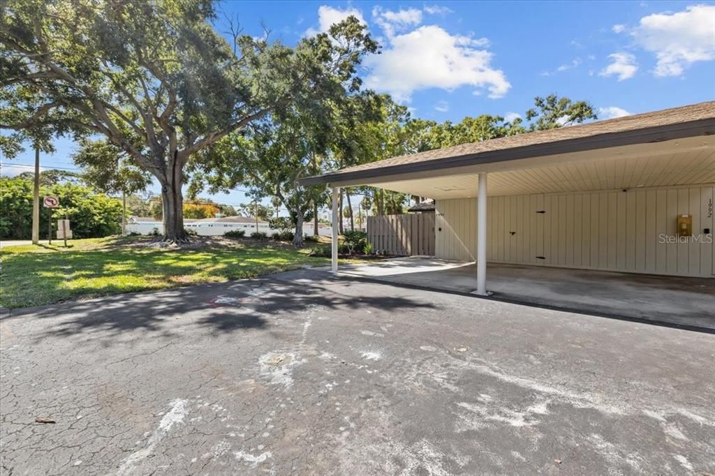 For Sale: $290,000 (2 beds, 2 baths, 1312 Square Feet)