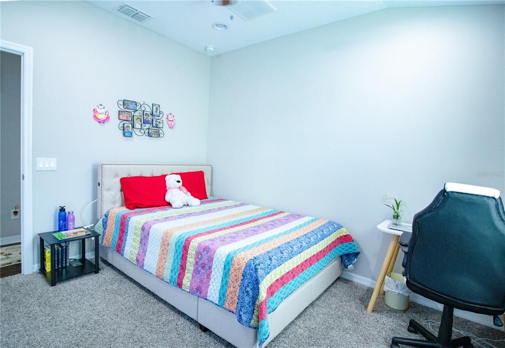 For Rent: $2,700 (3 beds, 2 baths, 2153 Square Feet)