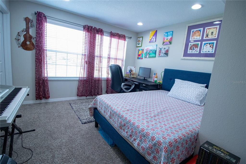 For Rent: $2,700 (3 beds, 2 baths, 2153 Square Feet)