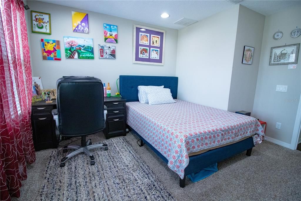 For Rent: $2,700 (3 beds, 2 baths, 2153 Square Feet)