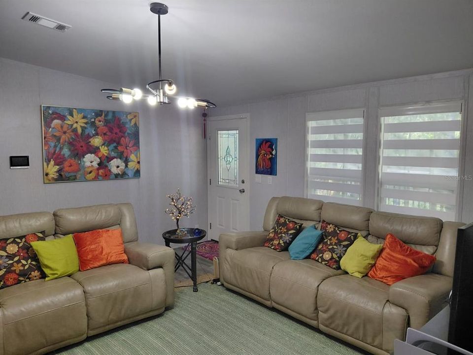 待售: $278,900 (3 贝兹, 2 浴室, 1120 平方英尺)