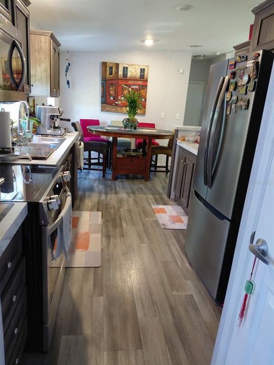 待售: $278,900 (3 贝兹, 2 浴室, 1120 平方英尺)