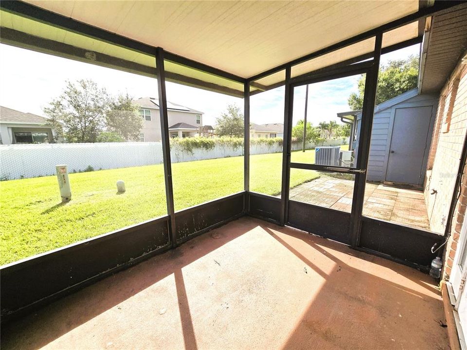 В аренду: $1,450 (2 спален, 2 ванн, 962 Квадратных фут)