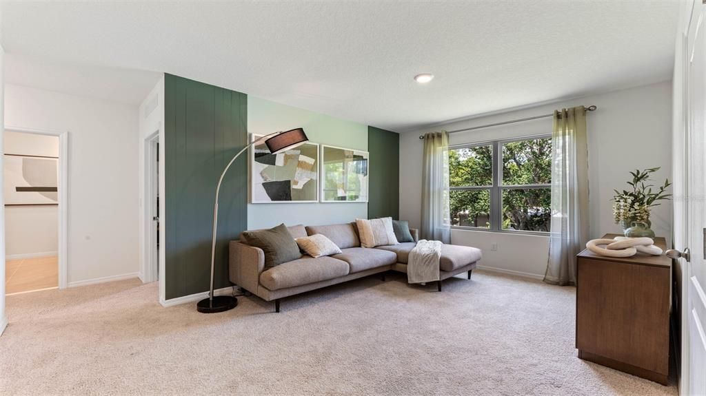 Activo con contrato: $424,990 (5 camas, 3 baños, 2601 Pies cuadrados)