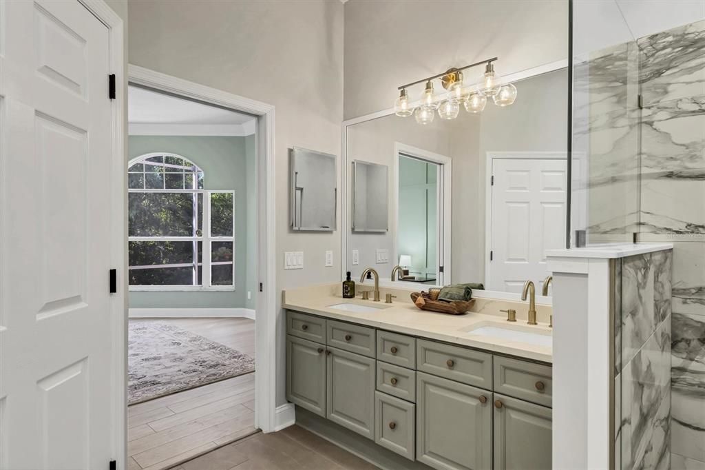 For Sale: $850,000 (3 beds, 2 baths, 2172 Square Feet)