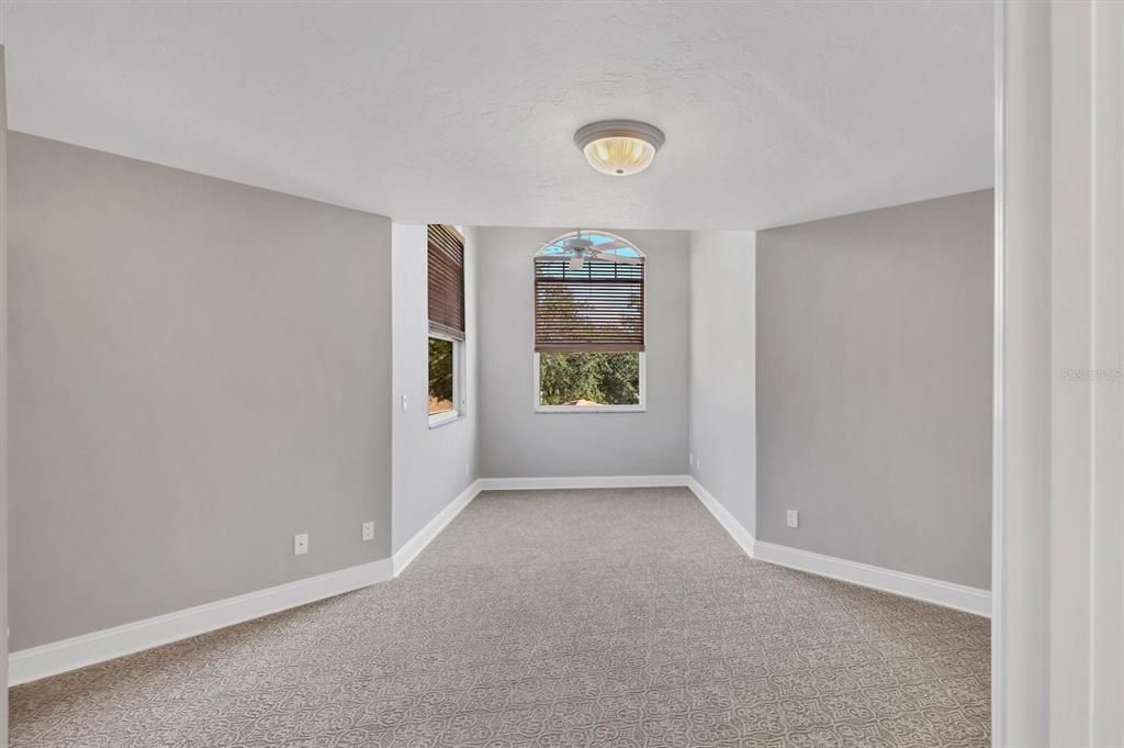 For Sale: $850,000 (3 beds, 2 baths, 2172 Square Feet)