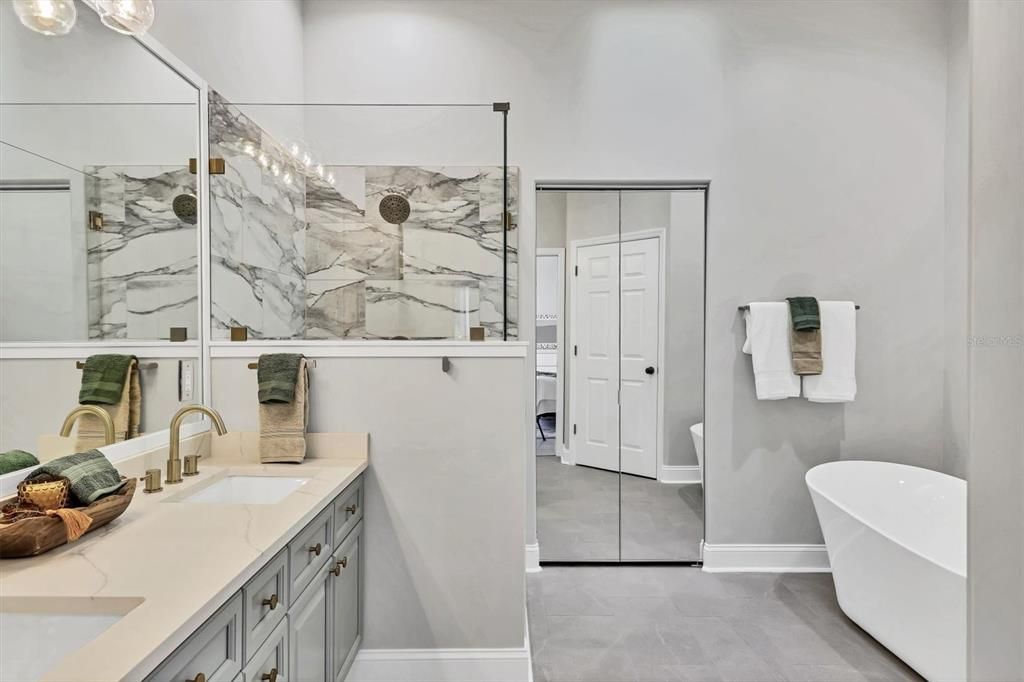 For Sale: $850,000 (3 beds, 2 baths, 2172 Square Feet)