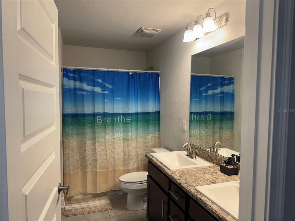 Active With Contract: $305,000 (4 beds, 2 baths, 2334 Square Feet)