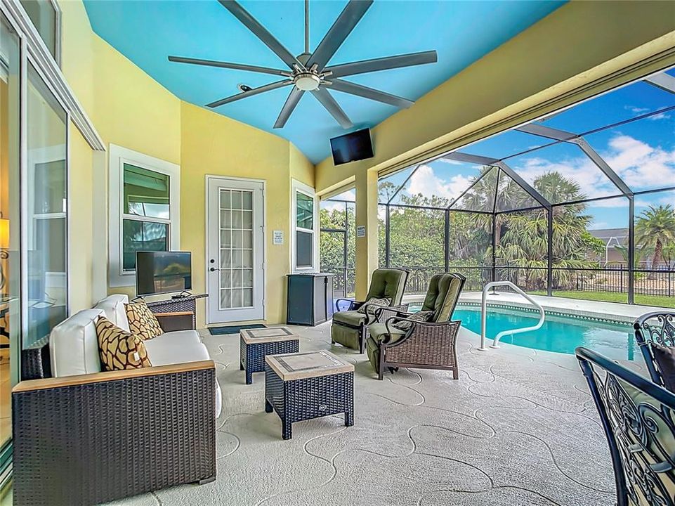 En Renta: $6,500 (3 camas, 2 baños, 2469 Pies cuadrados)