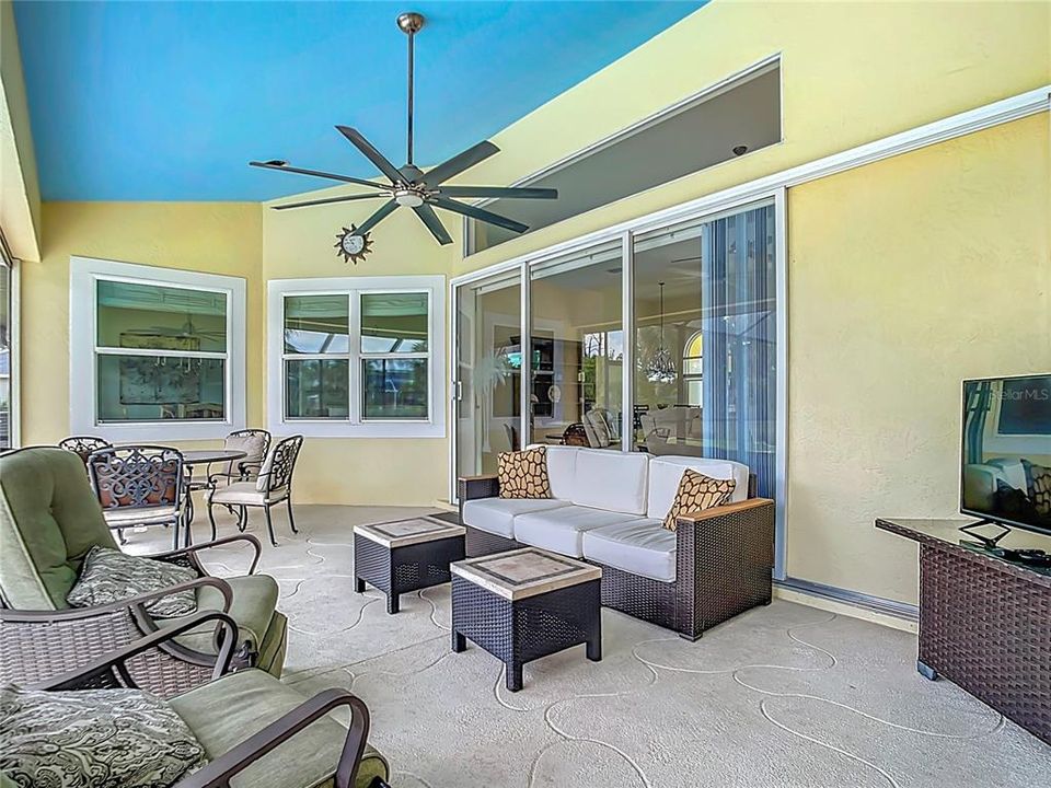 En Renta: $6,500 (3 camas, 2 baños, 2469 Pies cuadrados)