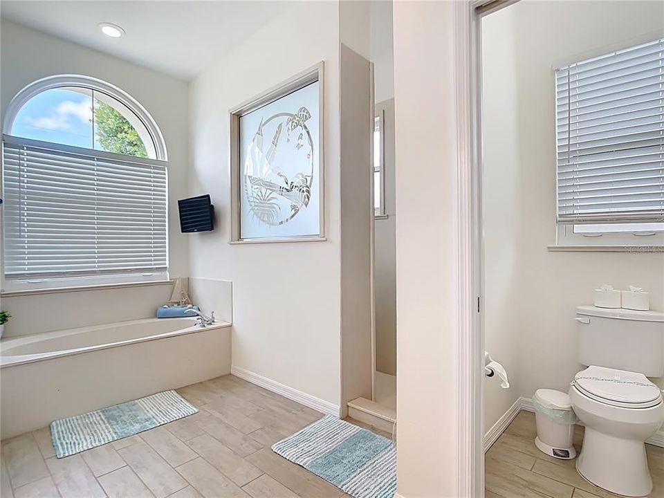 En Renta: $6,500 (3 camas, 2 baños, 2469 Pies cuadrados)