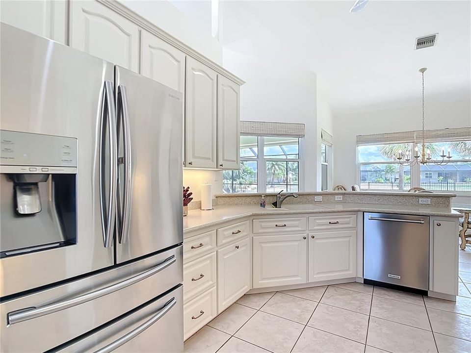 En Renta: $6,500 (3 camas, 2 baños, 2469 Pies cuadrados)