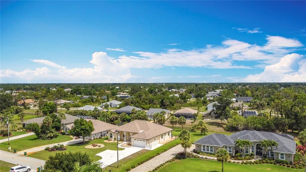 En Renta: $6,500 (3 camas, 2 baños, 2469 Pies cuadrados)