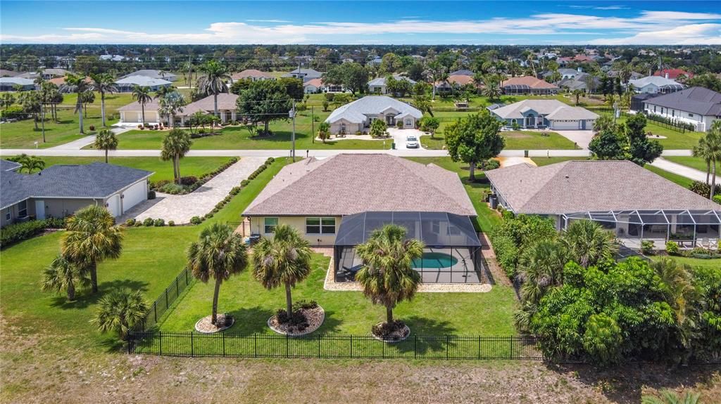 En Renta: $6,500 (3 camas, 2 baños, 2469 Pies cuadrados)