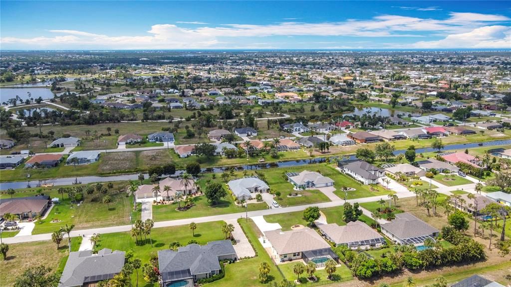 En Renta: $6,500 (3 camas, 2 baños, 2469 Pies cuadrados)