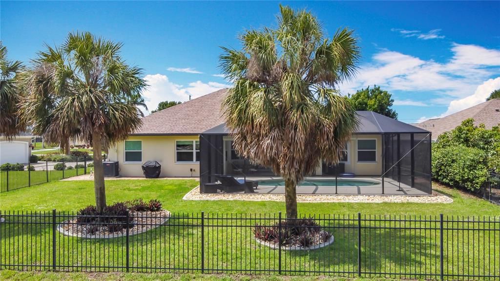 En Renta: $6,500 (3 camas, 2 baños, 2469 Pies cuadrados)