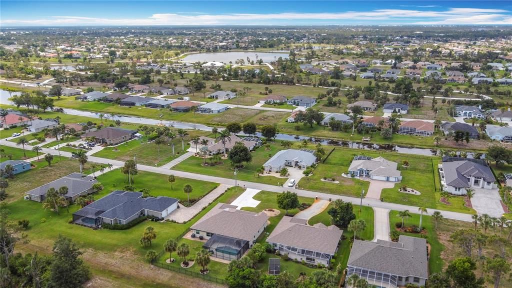 En Renta: $6,500 (3 camas, 2 baños, 2469 Pies cuadrados)