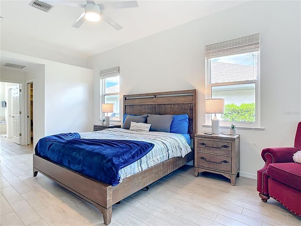 En Renta: $6,500 (3 camas, 2 baños, 2469 Pies cuadrados)