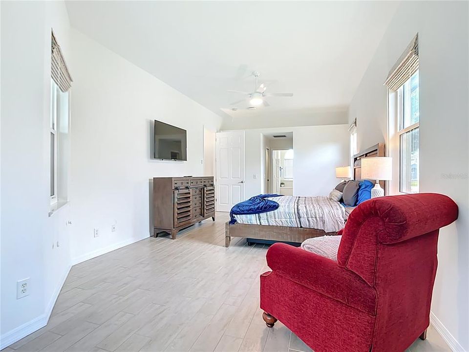 En Renta: $6,500 (3 camas, 2 baños, 2469 Pies cuadrados)