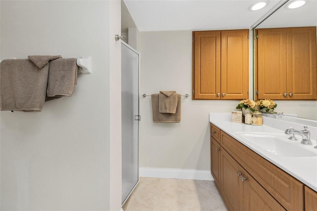 For Sale: $349,000 (3 beds, 2 baths, 1441 Square Feet)