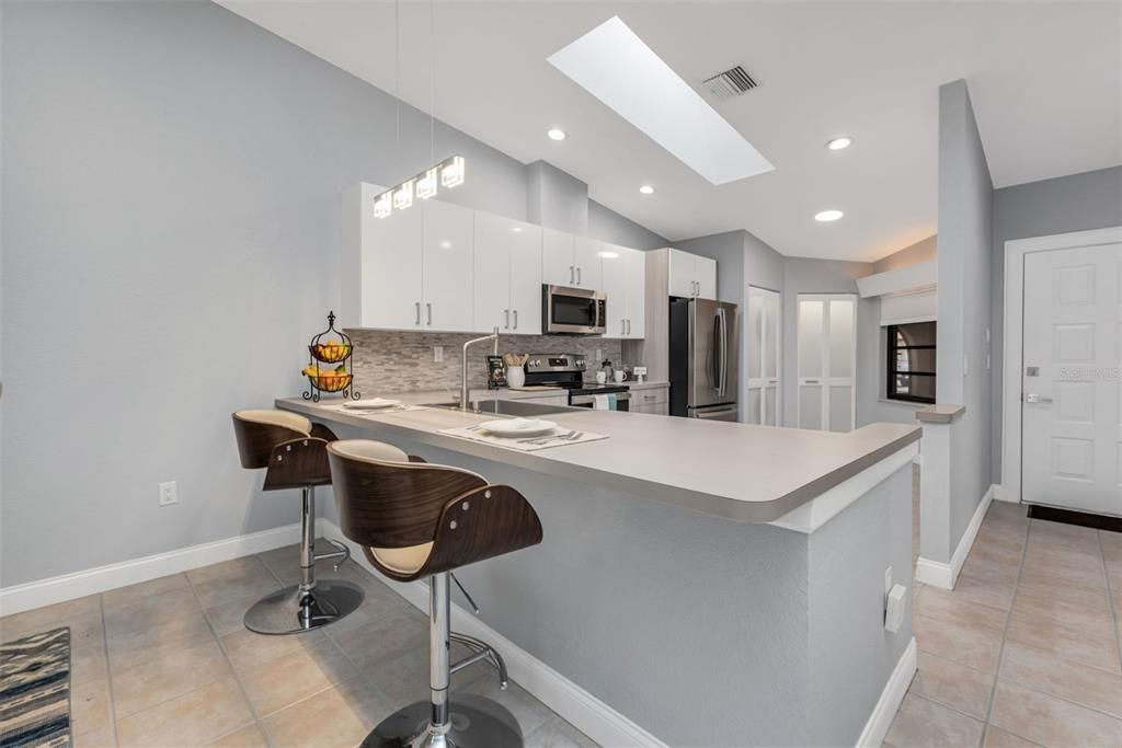 For Sale: $349,000 (3 beds, 2 baths, 1441 Square Feet)