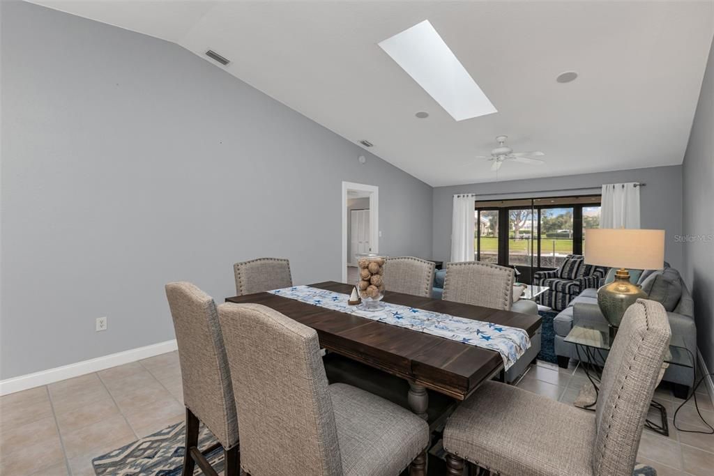 For Sale: $349,000 (3 beds, 2 baths, 1441 Square Feet)