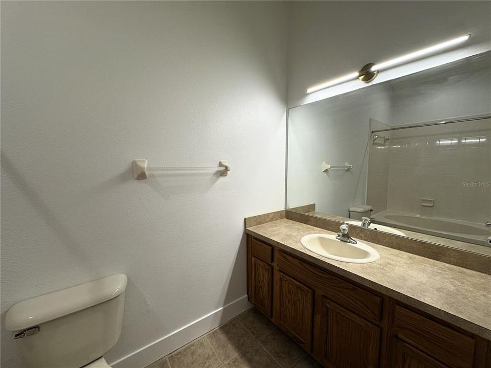 En Venta: $299,000 (2 camas, 2 baños, 1216 Pies cuadrados)