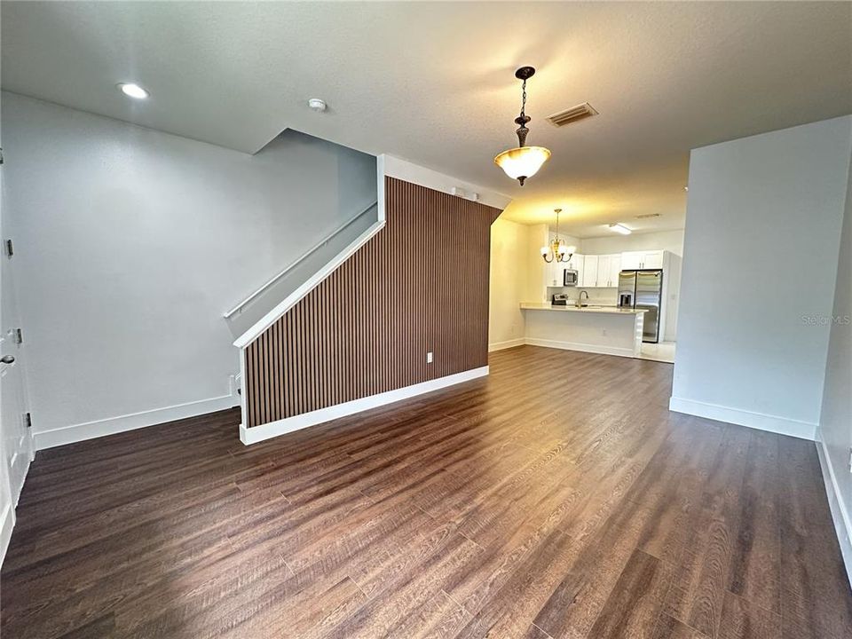 En Venta: $299,000 (2 camas, 2 baños, 1216 Pies cuadrados)