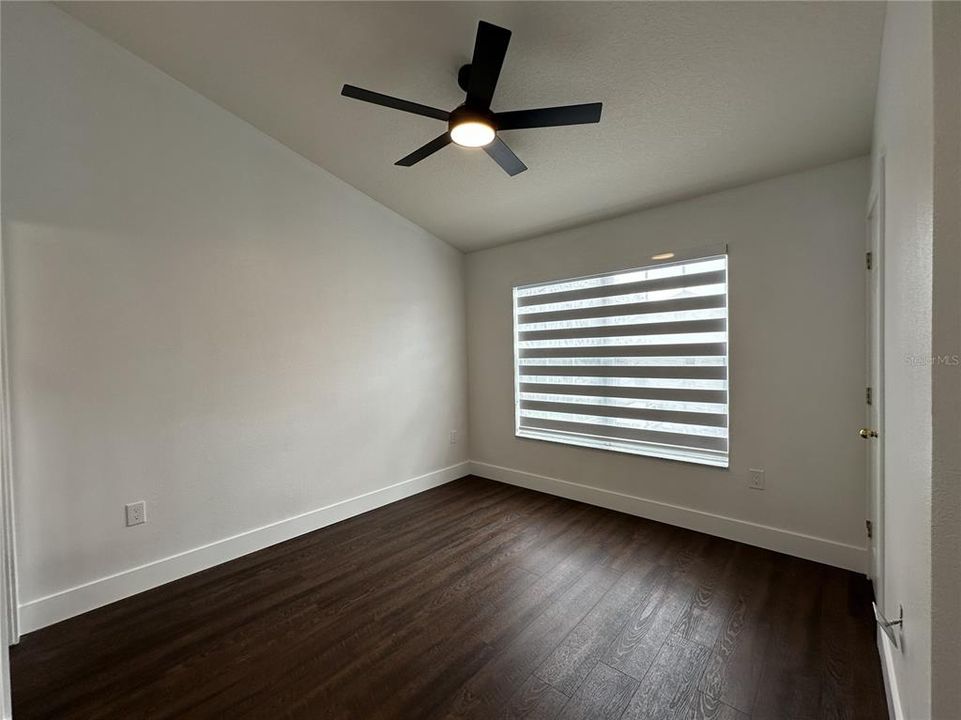 En Venta: $299,000 (2 camas, 2 baños, 1216 Pies cuadrados)