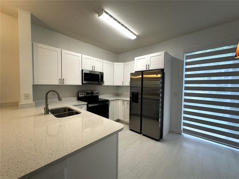 En Venta: $299,000 (2 camas, 2 baños, 1216 Pies cuadrados)