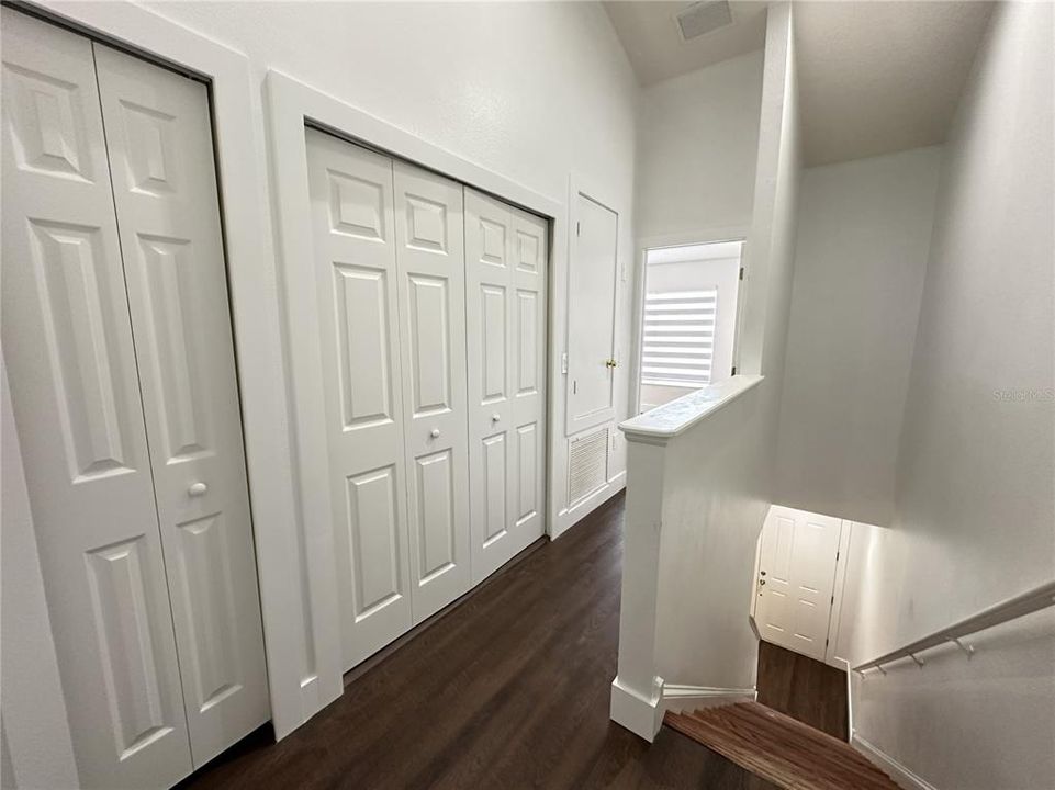 En Venta: $299,000 (2 camas, 2 baños, 1216 Pies cuadrados)