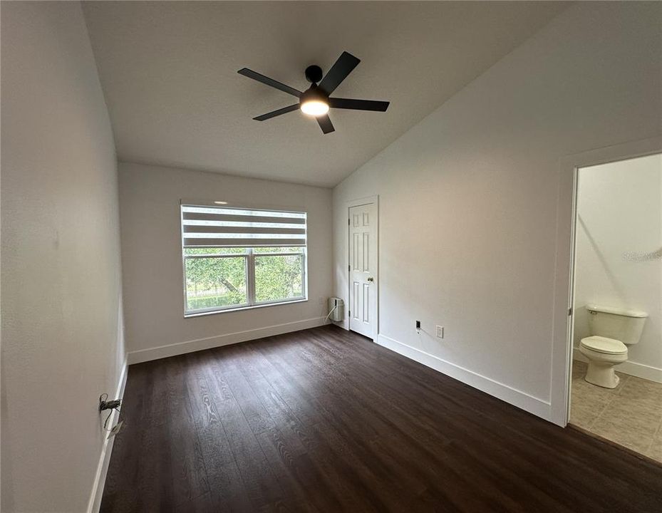 En Venta: $299,000 (2 camas, 2 baños, 1216 Pies cuadrados)