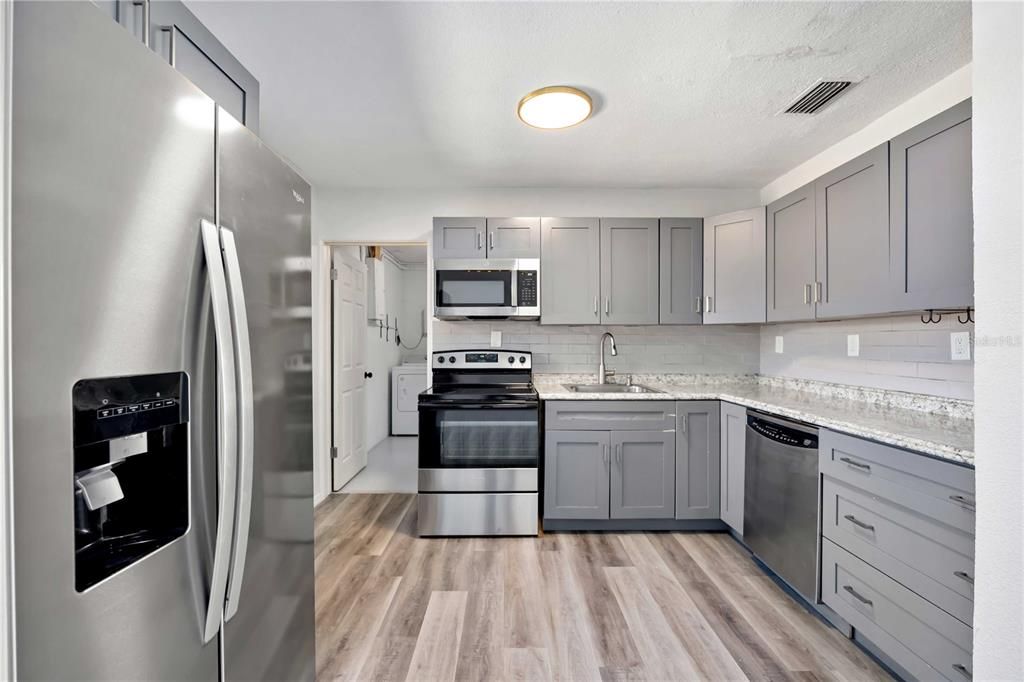 For Sale: $347,500 (4 beds, 2 baths, 1382 Square Feet)